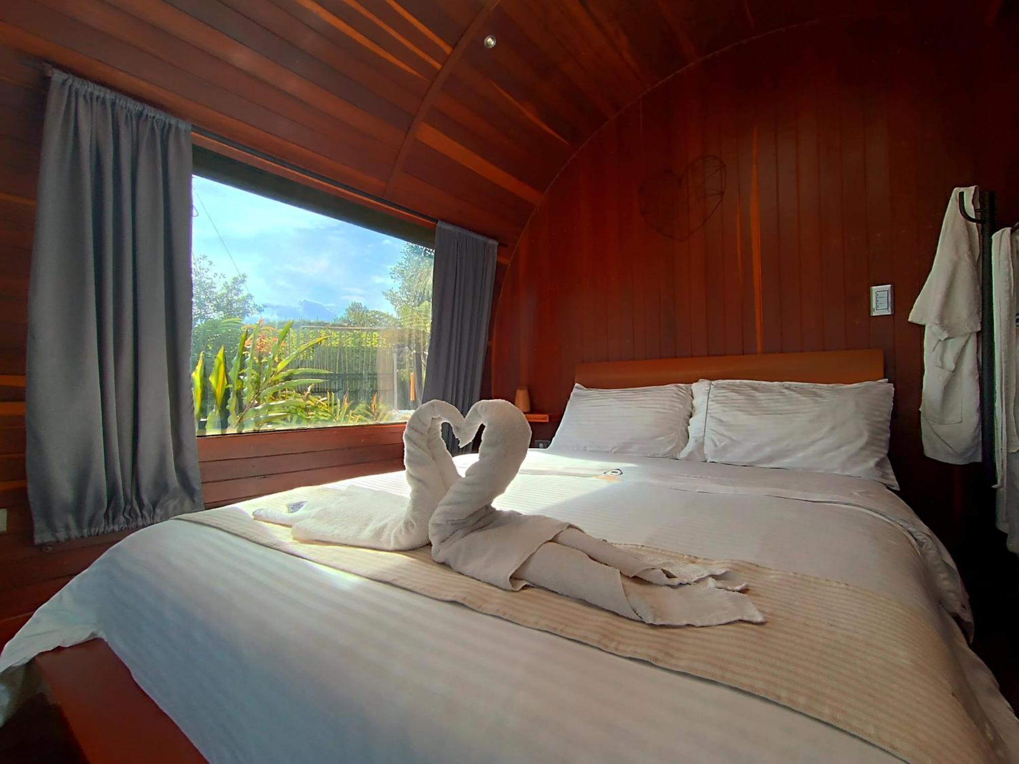Hotel Glamping The Mountain à Guatapé Extérieur photo