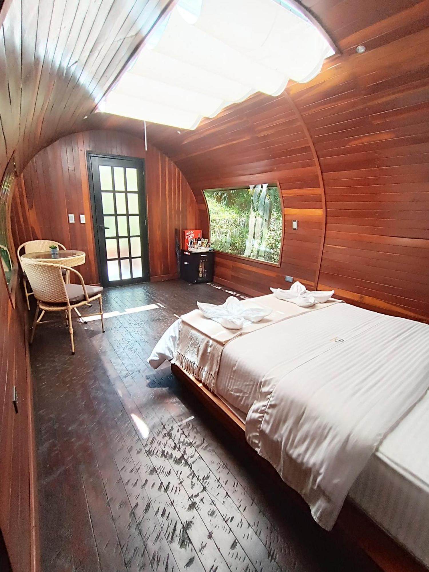 Hotel Glamping The Mountain à Guatapé Extérieur photo