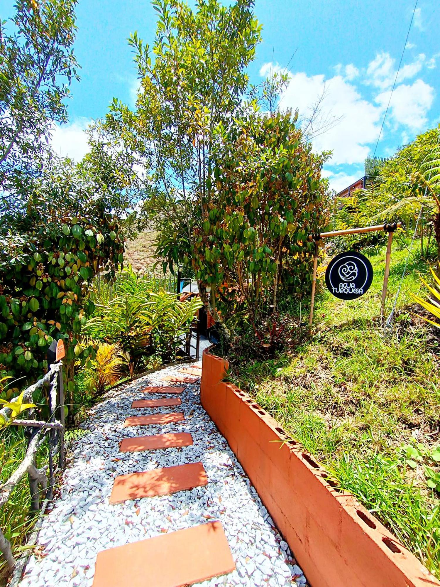 Hotel Glamping The Mountain à Guatapé Extérieur photo